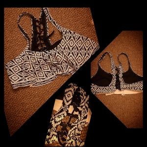 Black and white patterned swimsuit top one peice